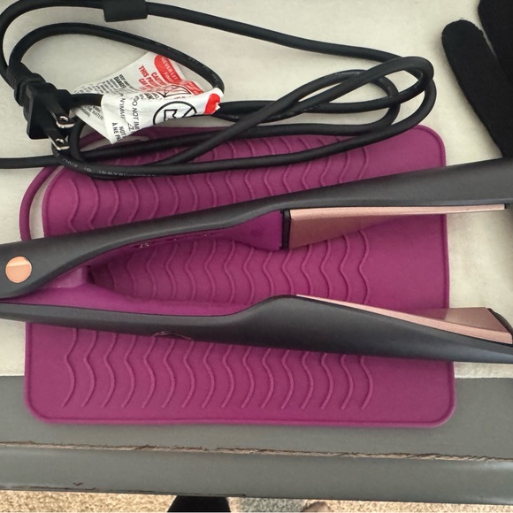 Landot Hair Straightener with Waver - Picture 2 of 4